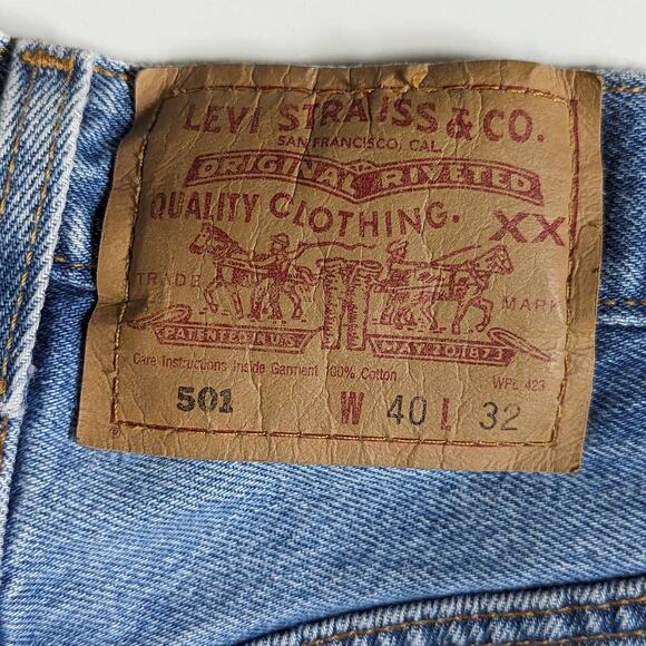 Vintage Y2K Levi 501 Jeans Light Wash Blue Denim Button Fly Mens 40 Pants Baggy - Picture 3 of 9